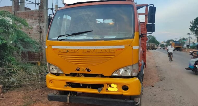 Ashok Leyland Boss 1212 22 Feet