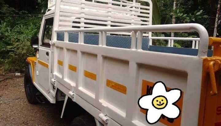 2000 MAHINDRA PICK UP 4*4