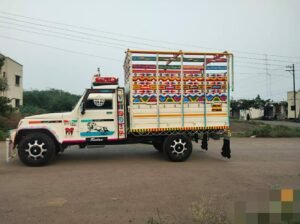 MAHiNDRA BOLERO PiKUP